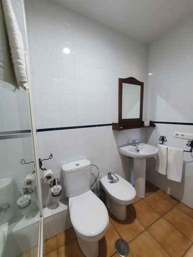 Bathroom 3, Posada Los Pedregales, Huelva