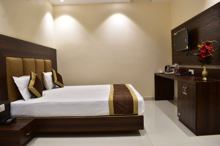 Bedroom 3, HOTEL KUSUM PALACE, Gaya