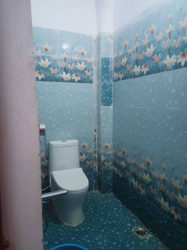 Bathroom 4, Shree Sitaram Guest House, Faizabad