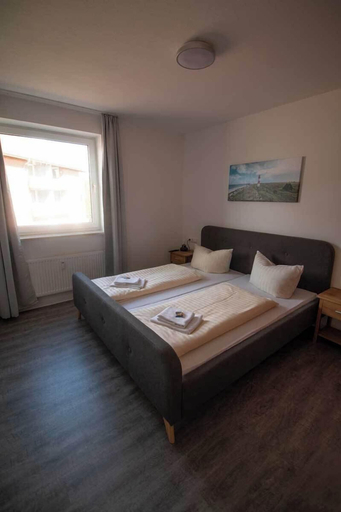 Bedroom 3, Hafen Apartments, Aurich