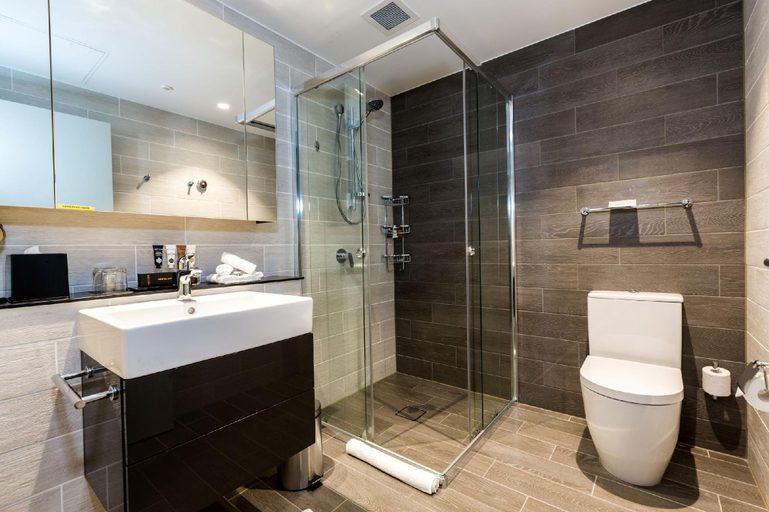 Bathroom 6