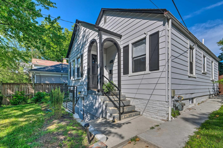 6 Mi to National Mall Modern DC Apartment!, District of Columbia