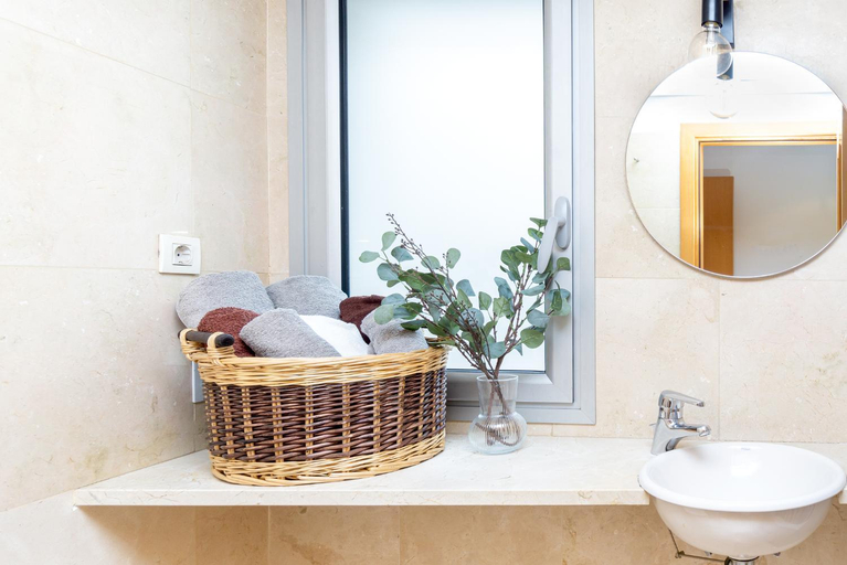 Bathroom 2, Enjoy Apartments Maria, Barcelona
