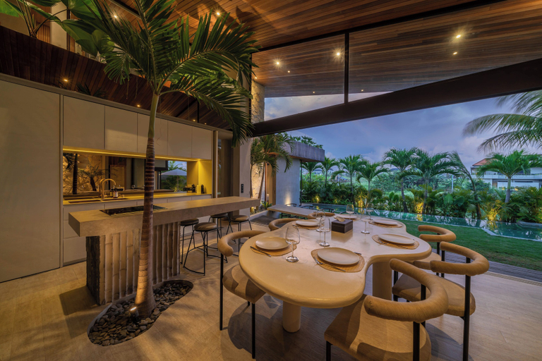 Food & Drinks 5, Cala Galeo, Badung