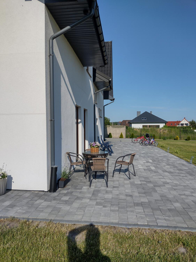 Others 4, Villa na Chabrowej, Kielce