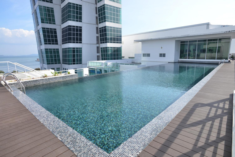 Sport & Beauty 4, MARITIME SUITES DUPLEX MARVELOUS SEA VIEW, Penang Island