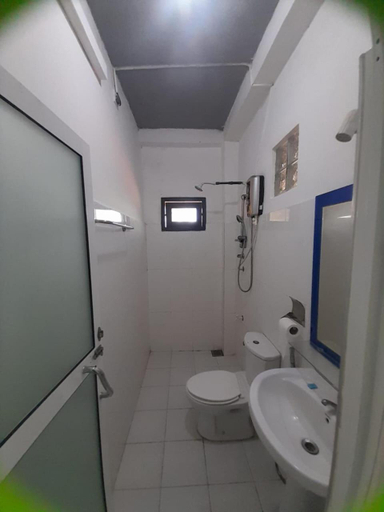 Bathroom 3, SEASHORE Resort & Villa, Habaraduwa