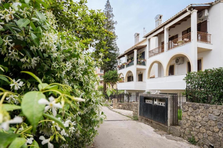 Others 2, Katrin's Apartment - Corfu Town, Ionian Islands