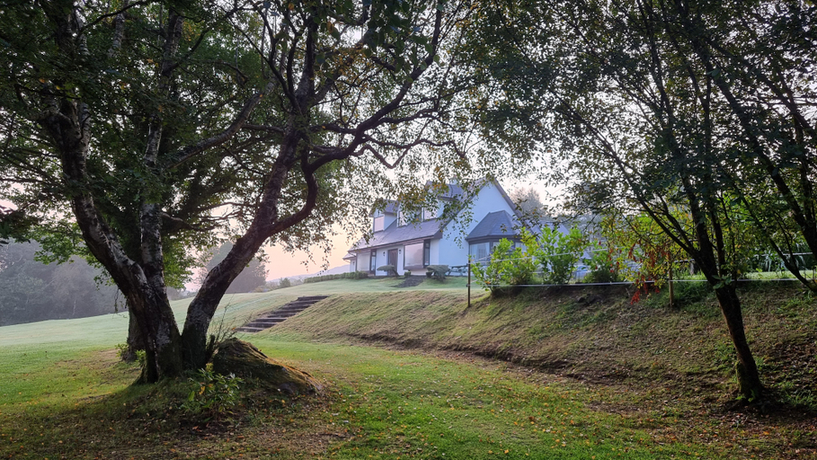 Exterior & Views 2, Misty Bay