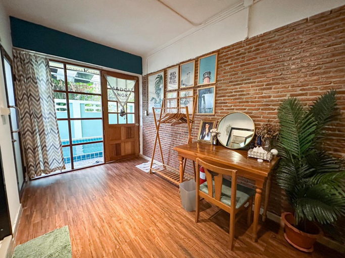 Others 5, T-House BKK 2floors near BTS with Swimming pool and Free Wifi, Wattana