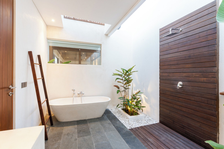 Bathroom 5