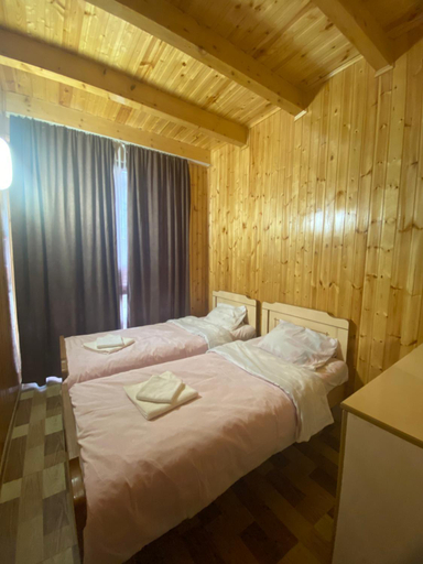 Bedroom, Kirta, Khoni