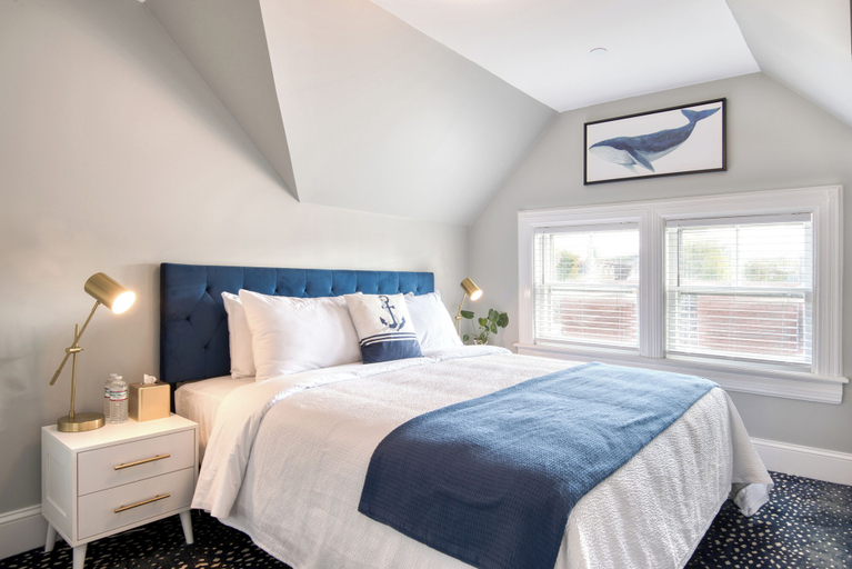 Bedroom 2, Hudson Navigator, Columbia