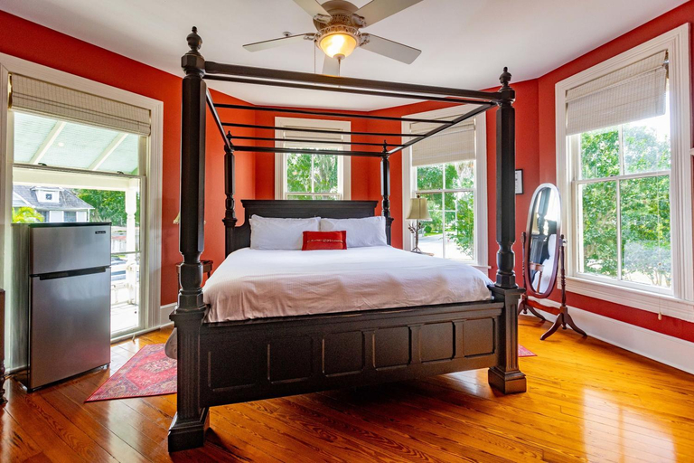 Bedroom 2, Anticipation Room in Camellia Rose Inn Downtown, Alachua
