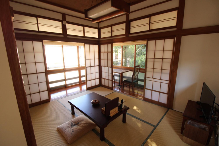Others 3, Hakonowa, Hakone