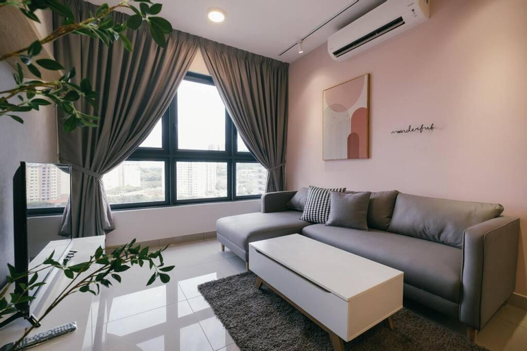 NEW!Pink Sweet Nordic Velocity MRT MVertica, Kuala Lumpur
