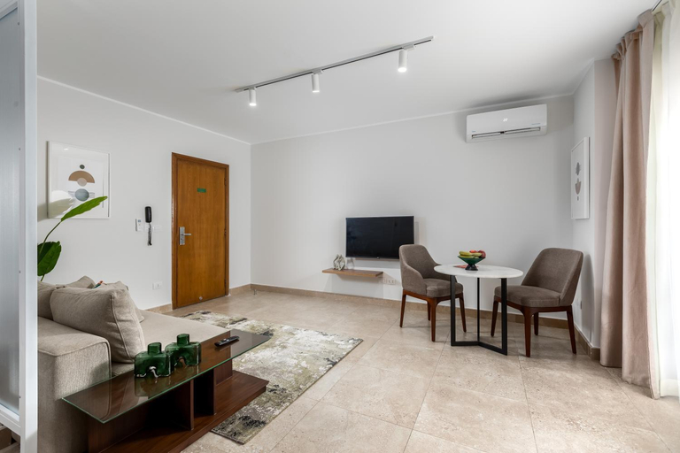 Others 5, Livingville Nine, New Cairo City