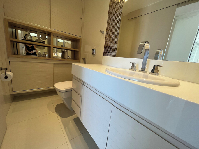 Bathroom 2, Toque a Campainha 402 Casal, Cabo Frio