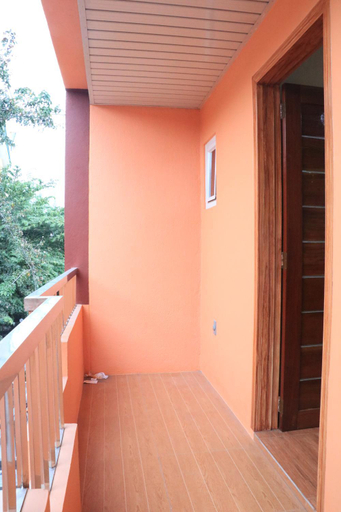 5, Anicia Guesthouse Units, Parañaque
