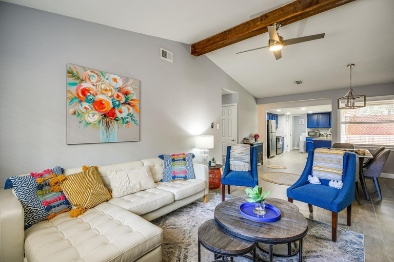 Others 3, Serene San Antonio Vacation Home with Smart TVs, Bexar