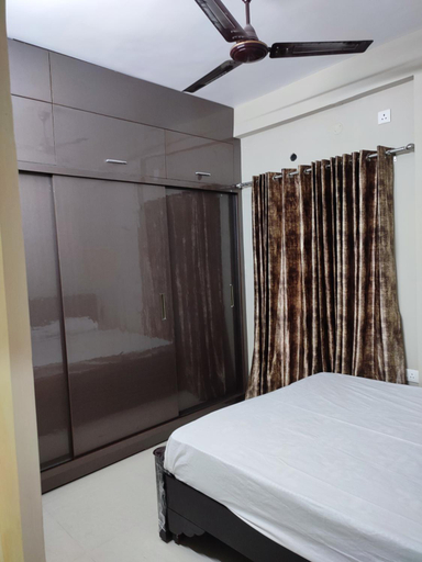Bedroom 2, Rahul guest house, Visakhapatnam