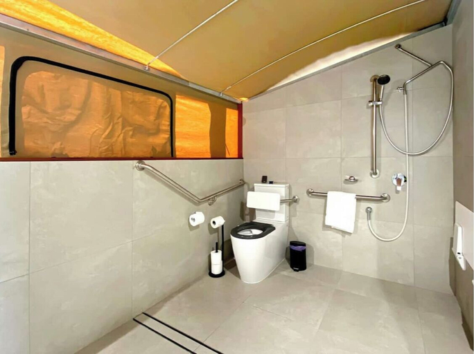 Bathroom 5, Magnetic Glamping, Magnetic Island