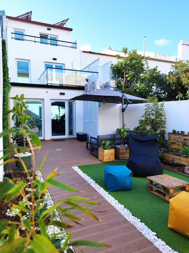Others 4, Santa Alegria Hostel, Ponta Delgada