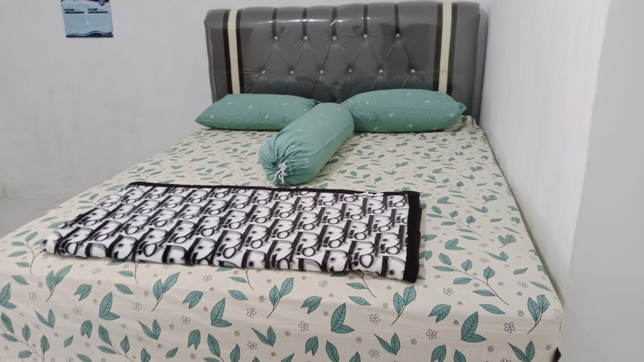 Bedroom 3, Op. Sintong Homestay, Samosir