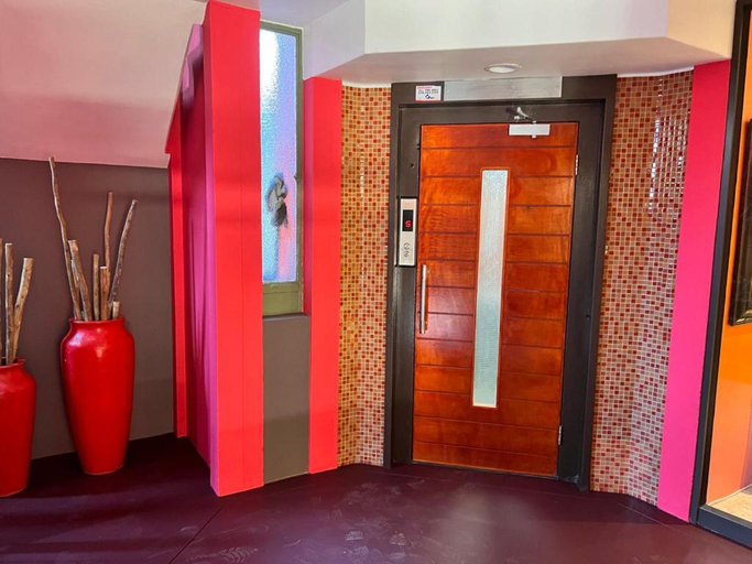 Others 2, Solitaire Guest Apartments, City of Tshwane