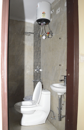Bedroom 3, HOTEL GLOBAL STAY Near Delhi Airport, West