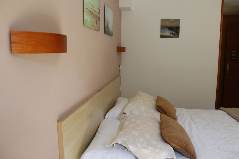 Bedroom 3, Pension Joakina, Guipúzcoa