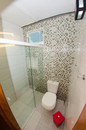 Bathroom, Pousada Helena, Penha