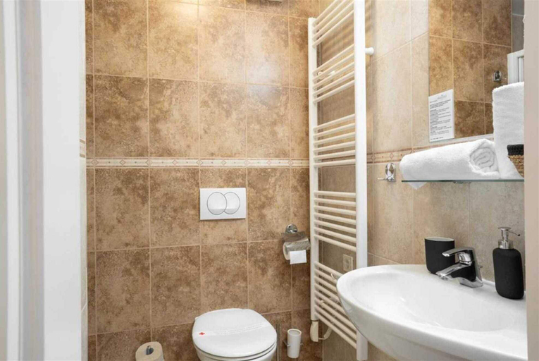 Bathroom 3, Marina Apartment Ponent 602, Piran