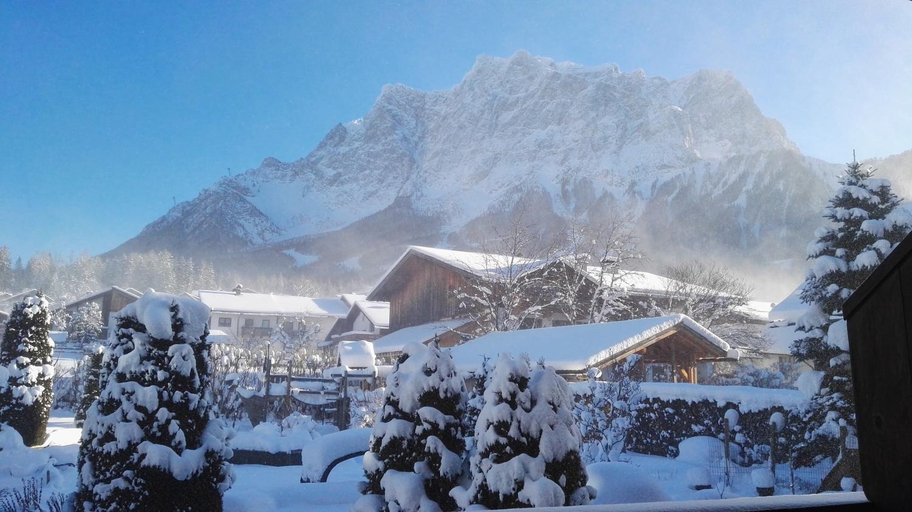 Others 3, Haus Alpengluhen, Reutte