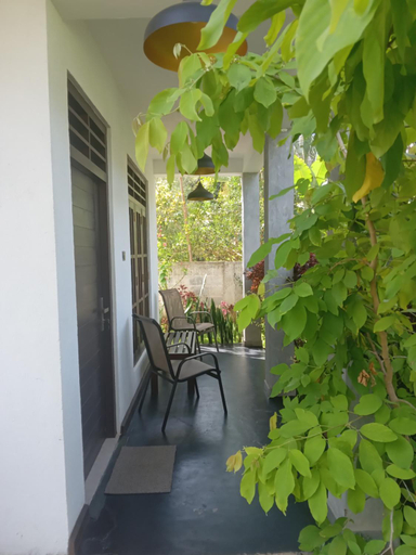 Others 2, Traveller's Villa, Ambagamuwa
