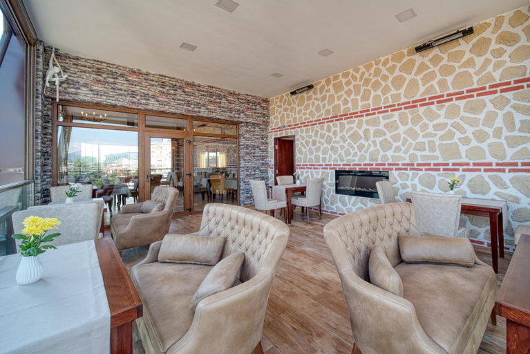 Food & Drinks 2, Residence Konstantina Palace, Kazanlak