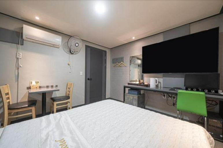 Bedroom 4, Alps motel, Gyeyang