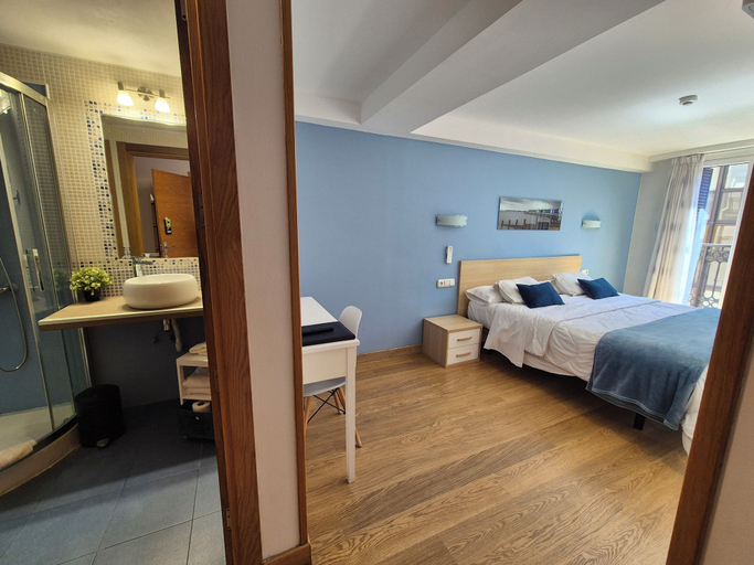 Bedroom 4, Pension Joakina, Guipúzcoa