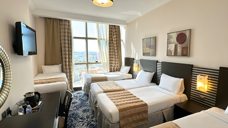 Bedroom 2, Al Kiswah Tower 5 Hotel, Makkah