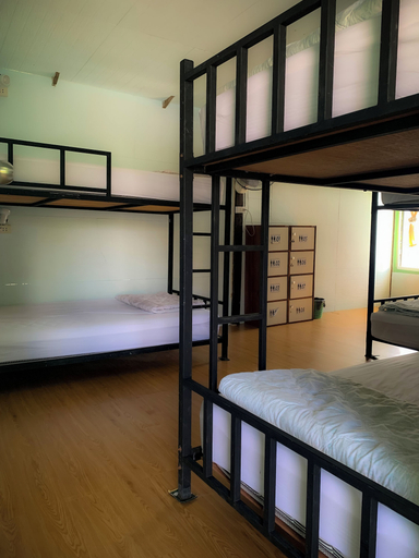 Bedroom 2, Ozone Beach House & Rooms, Ko Lanta