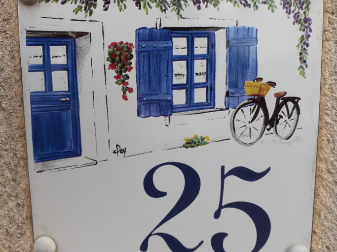 Others 5, Les volets bleus, Loire
