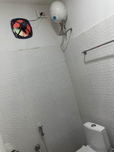 Bathroom 5, Sindura Lodge, Puri