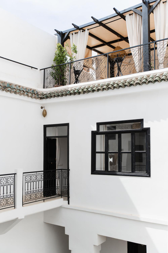 Others 4, Riad 27 & SPA entierement privatise, Marrakech