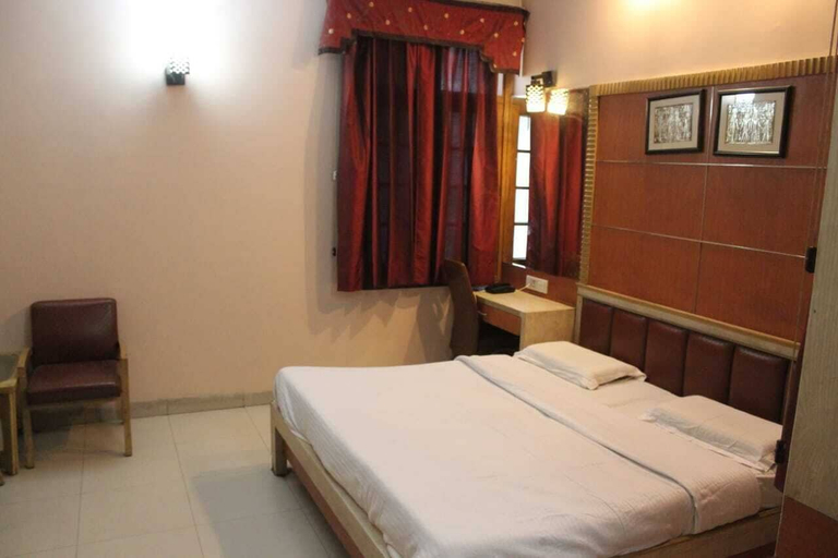 Bedroom 4, Hotel Trueman, Amritsar