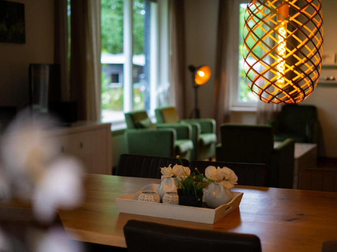 Others 2, Spacious Villa in Hoenderloo, Apeldoorn