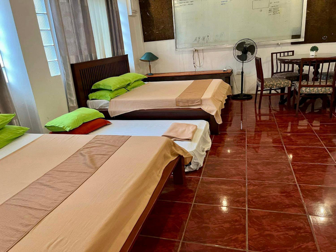 Others 2, MARIKINA 32 sqm Studio for Transients w WiFi 40 inch TV Parking, Marikina