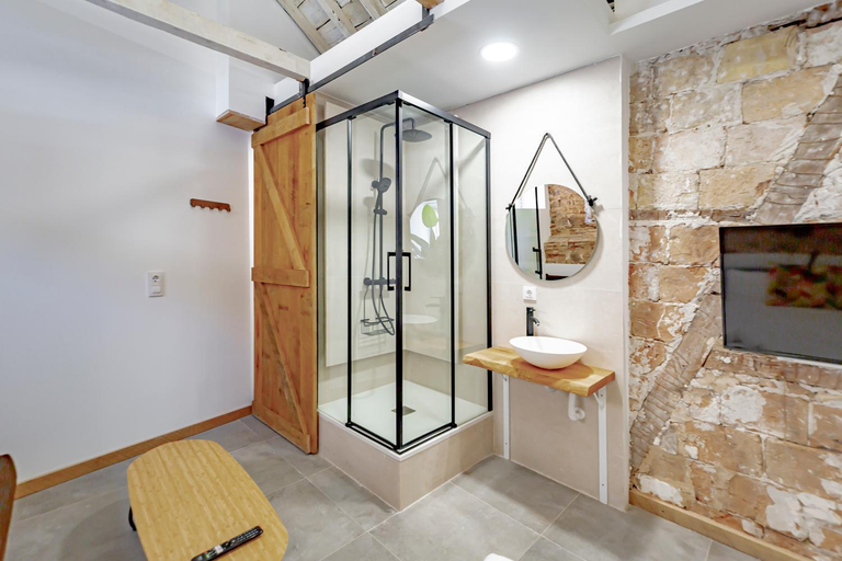 Others 4, Trinitarios Apartment, Toledo