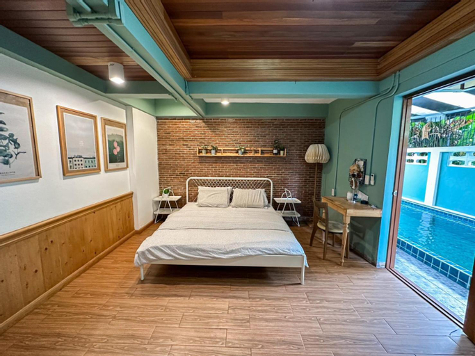 Bedroom 3, T-House BKK 2Floors near BTS with swimming pool and free Wifi, Wattana