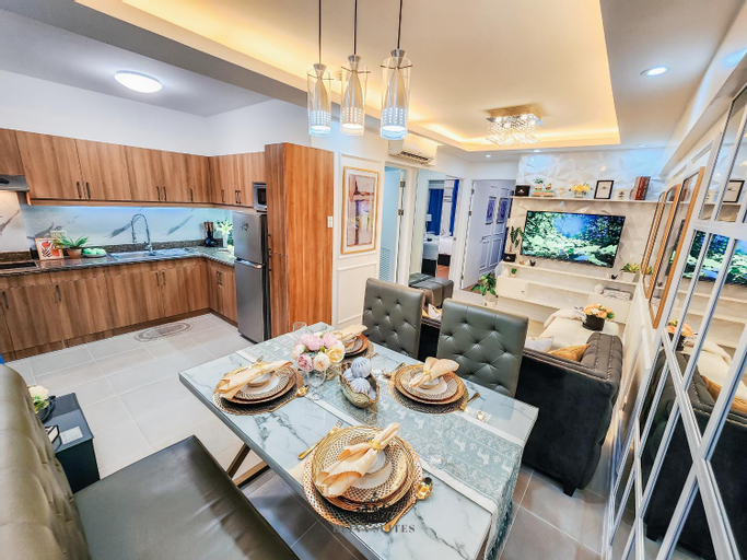 Chic Cityscape View 2BR, Paid Parking, Fast Internet, Swimming Pools & Shop at SM Malls, Waltermart, Parañaque