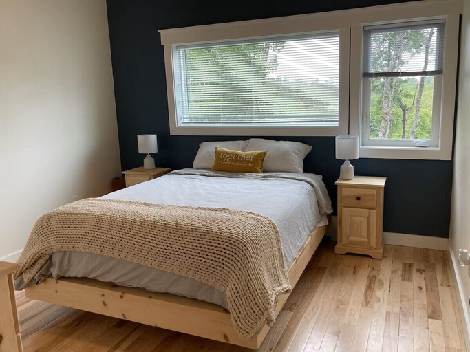Bedroom 2, Salt Side, Hancock